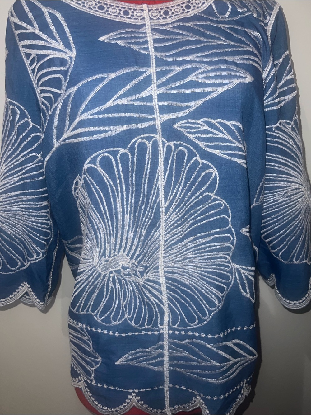 Chico’s Womens Blue Floral Embroidered Boatneck Top size L (2) - Picture 3 of 8